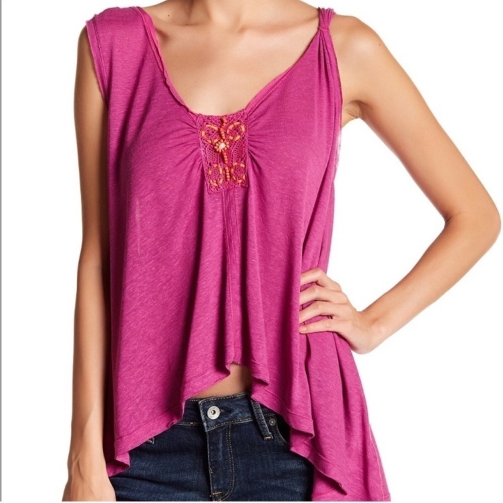 NWT FREE PEOPLE New Vibes Flowy High Low Eyelet Detail Tank Top Size Large